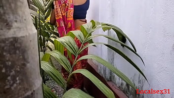 Palace Garden Clining Time Lovemaking A Bengali Wifey With Saree in Outdoor ( Official Flick By Localsex31)