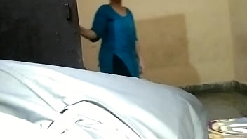 Bhabhi apartment Mai aa gyi Hindi voice.