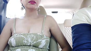 My Pal girlfriend outdoor risky public hook-up Torrid gorgeous dame ki chudai in in Car