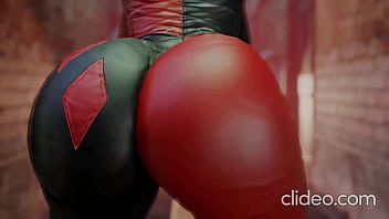 Harley Quinn wiggling her elastic bootie